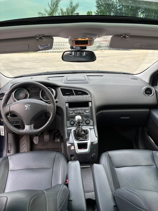 Peugeot 5008 , 7 locuri