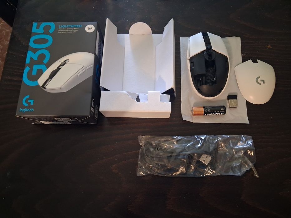 Logitech g305 Lighspeed в бяло