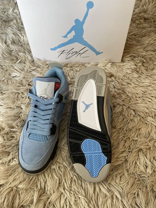 Air Jordan 4 Retro university Blue