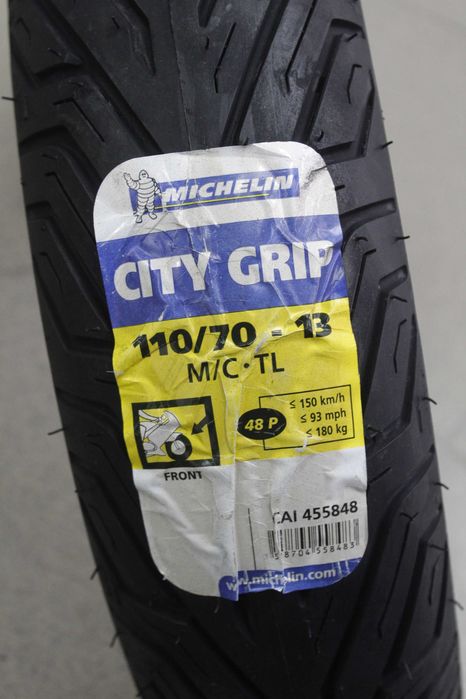 110/70-13 Michelin нова гума за скутер