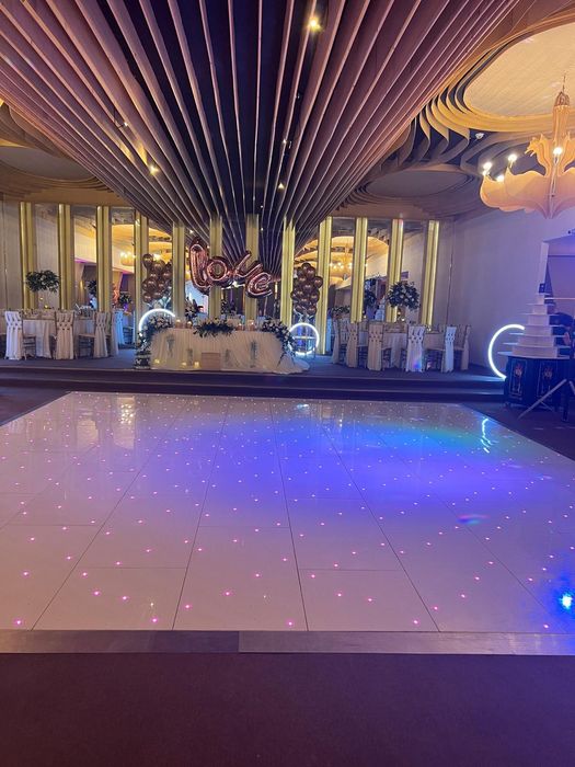 Ring de dans alb cu led-uri,