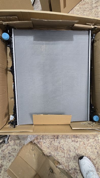 Радиатор основной на range rover L405, range rover L494