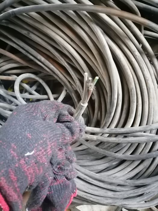 Продам кабеля модные в Астане Аст