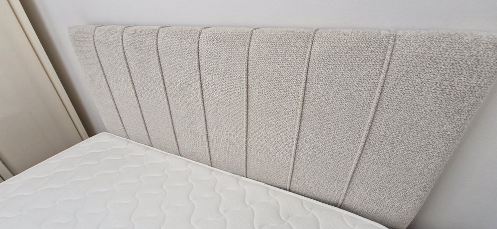 Продавам спалня с матрак 160/200