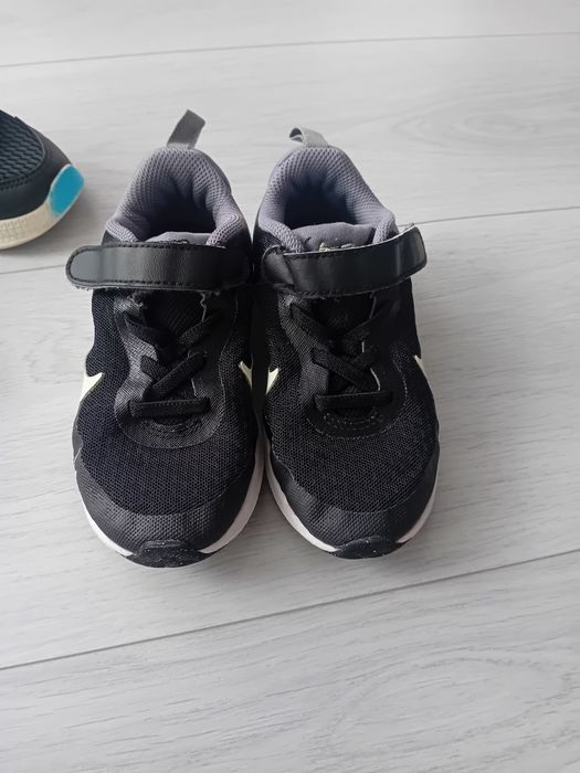 Маратонки 26,27 общо 10€