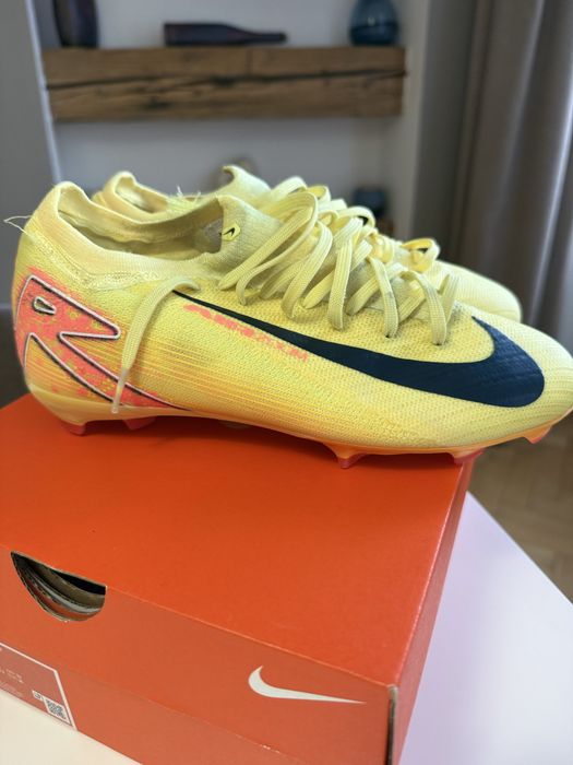 Ghete fotbal nike Air zoom marime 38