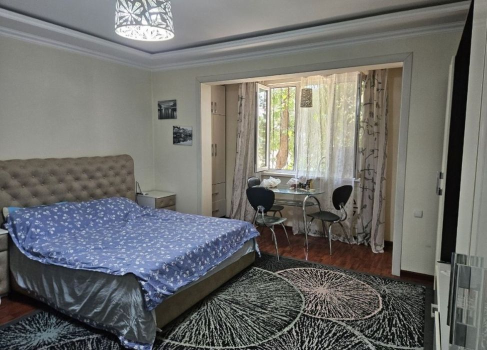 Yashnobod tumani Kadishva bozorri oldida 2xonali kvartira ijaraga beri