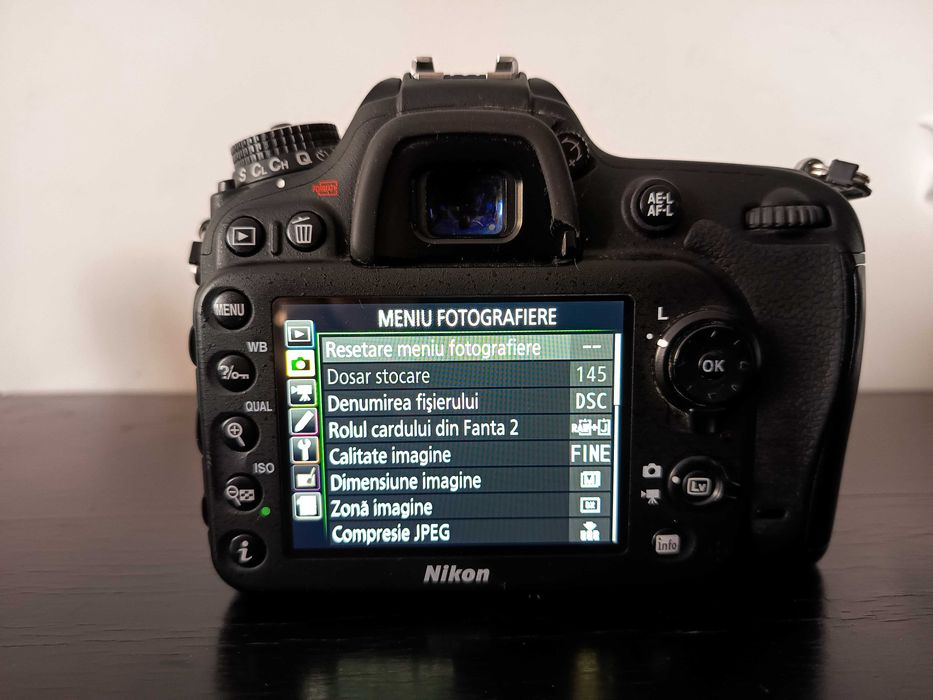 Nikon D 7200 impecabil