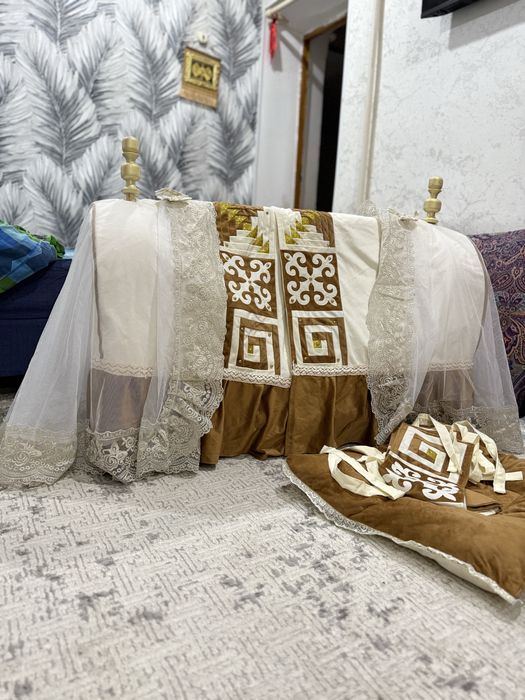 Бесик , корзина тойбастар