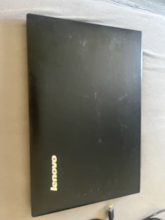 Laptop lenovo B50-70