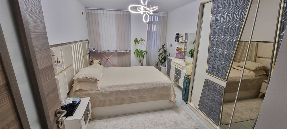 Продава се Тристаен апартамент в Разград, Варош - 92 кв.м за 1386 €/кв.м - Снимка #2