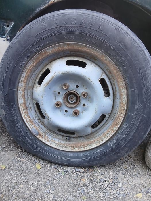 Колеса в сборе,диск,камара покрышка