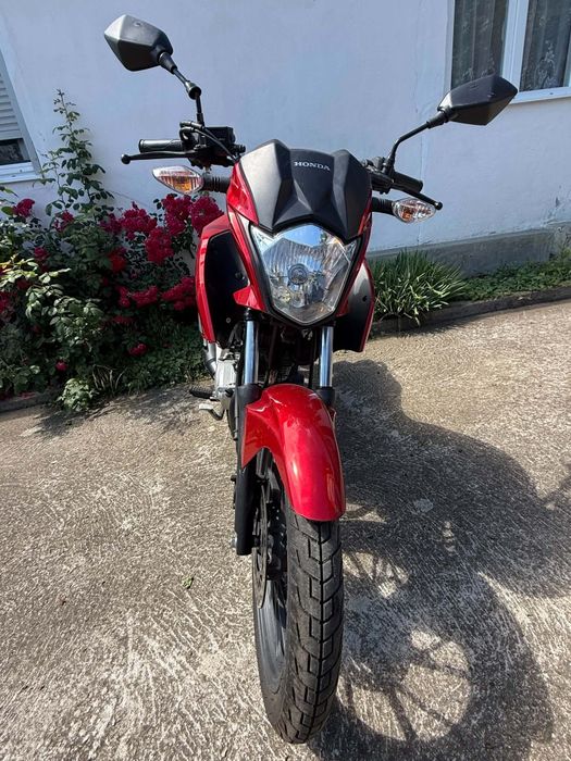 Honda cb125 -(05.2015) - 18k km