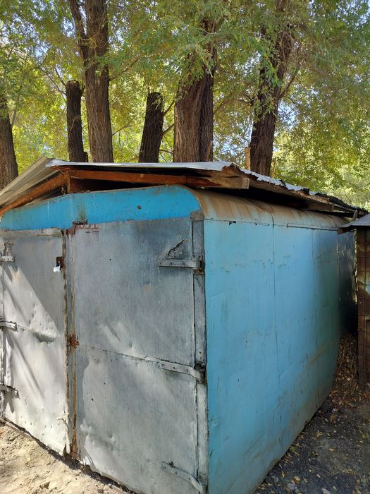 Продам гараж метолический