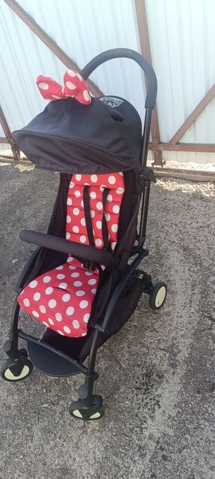 Коляска прогулочная.