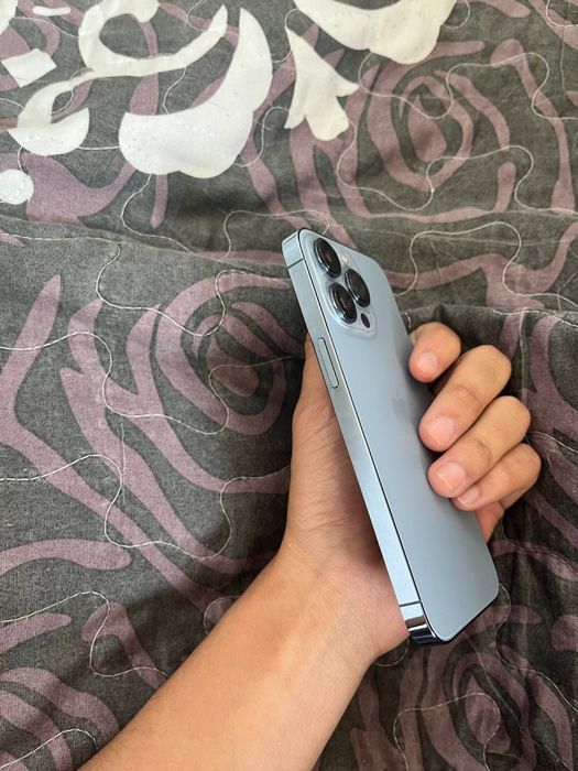 Продам Iphone 13 pro