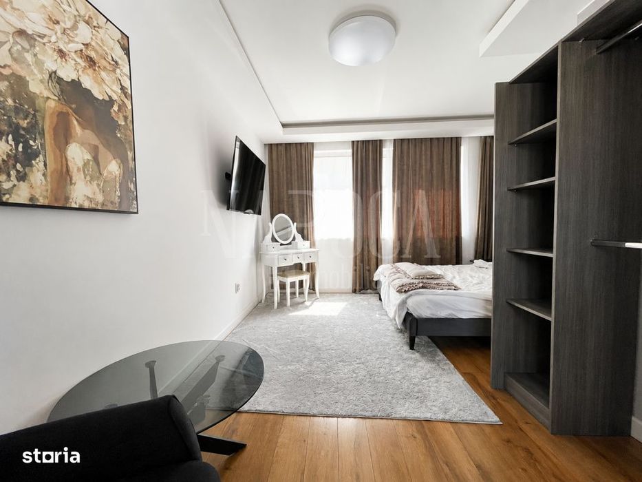 Casa 4 camere de vanzare in Floresti