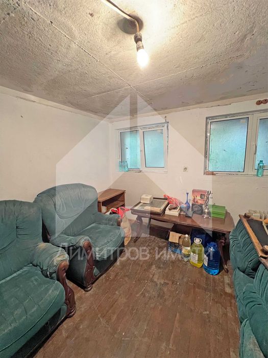 Продава се Тристаен апартамент в Нови пазар - 88 кв.м за 1103 €/кв.м - Снимка #22