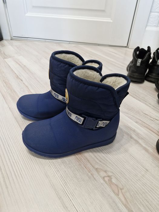 Продам зимние сапоги на мальчика