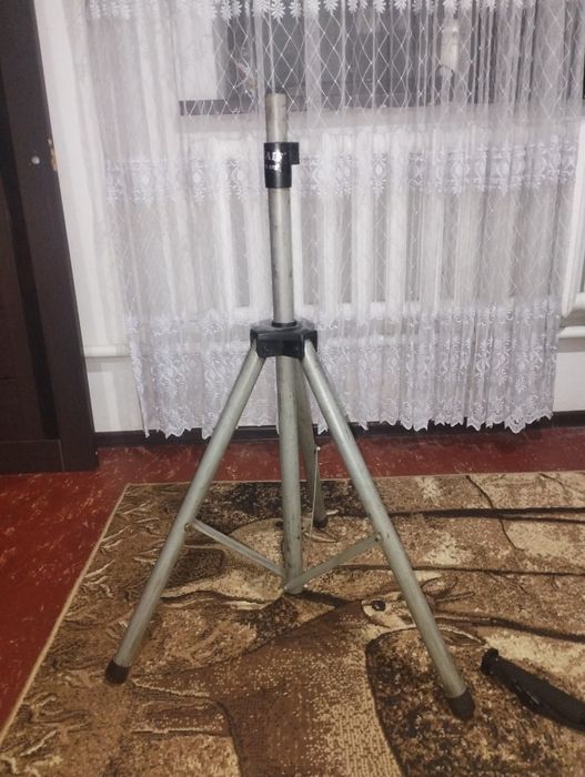 Монопат видеокамера