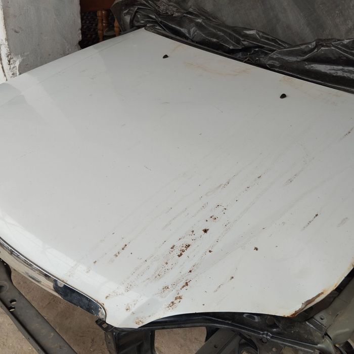 Lacceti Kapot radnoy aybi kuringan shu bitta burchak ozgina qayrilgan