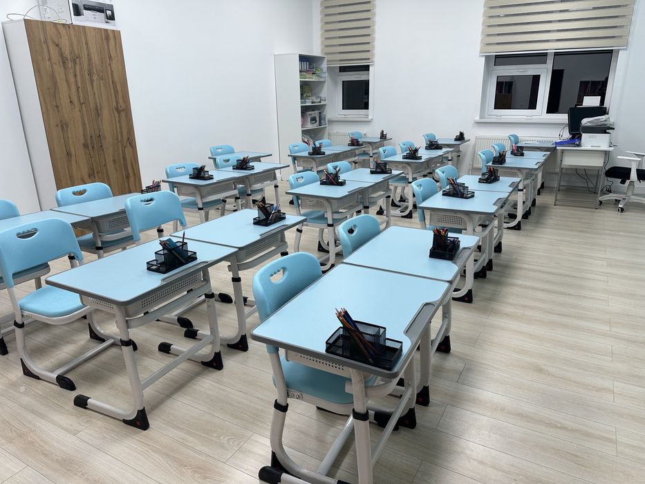 Школьная парта