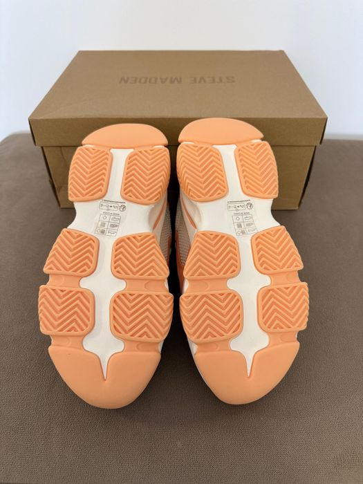 Adidasi Steve Madden noi, originali, cu eticheta 38
