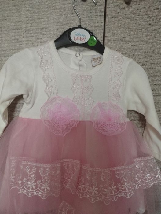 Продаются платья для девочек.