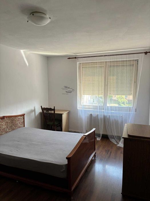 Apartament 3 Camere de Vanzare – 90 MP – Zona Pandurilor / E.ON