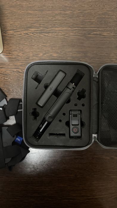 DJI ACTION 4 + Card Memorie + multe accesorii! Garantie