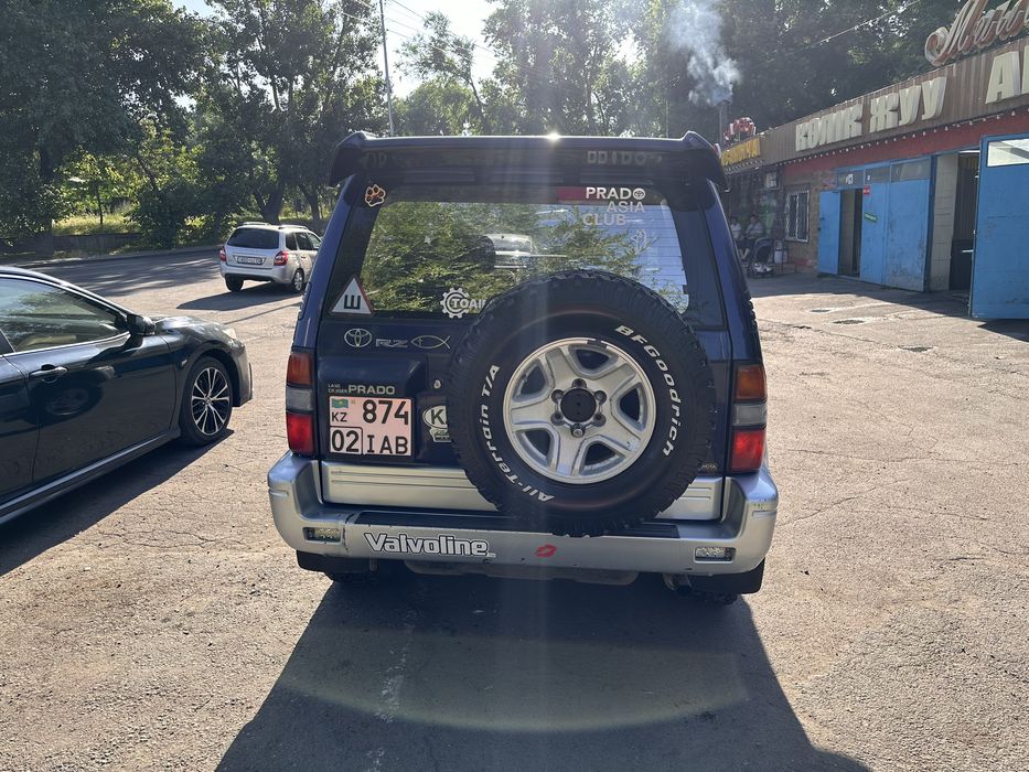 Toyota Land Cruiser Prado 90