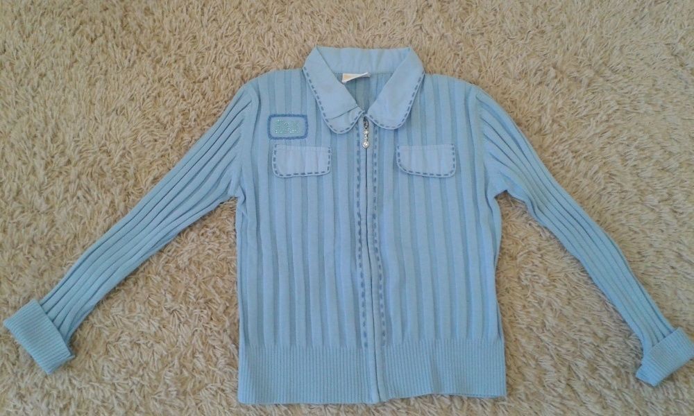 Кофта школьная.