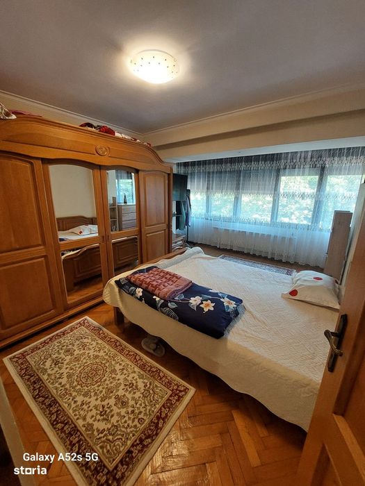 Apartament cu 3 camere