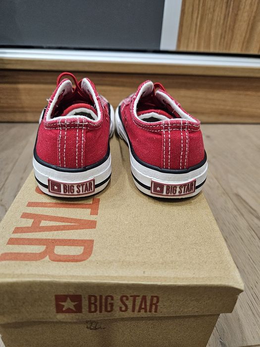 Детски червени кецове маратонки Big star 23 номер