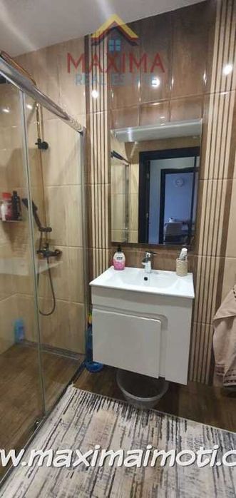 Продава се Двустаен апартамент в Пловдив, Тракия - 75 кв.м за 1620 €/кв.м - Снимка #7