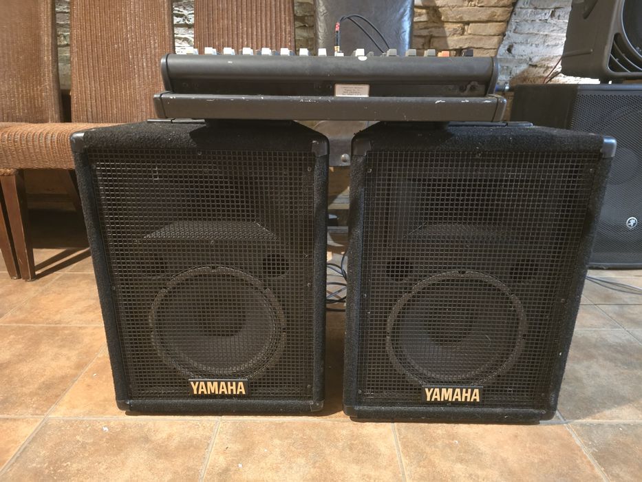 Boxe pasive ElectroVoice ZX5-60PI 600w 8ohmi/Yamaha Emx2000&S10E