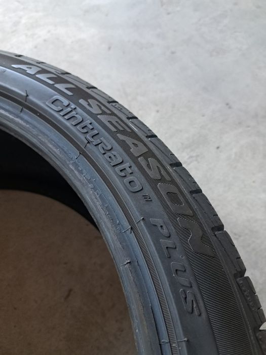 2 anvelope Allseasons 225 40 r18 Pirelli