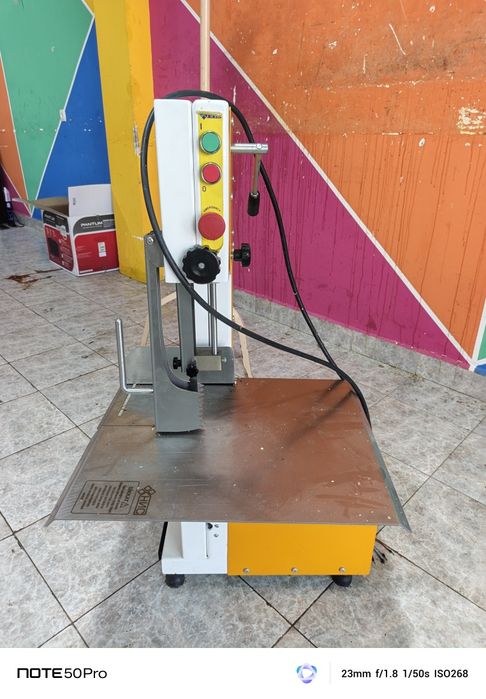 Gusht kesadigan aparat