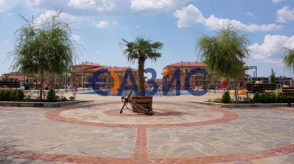 Продава се Едностаен апартамент в Свети Влас - 34 кв.м за 2350 €/кв.м - Снимка #12