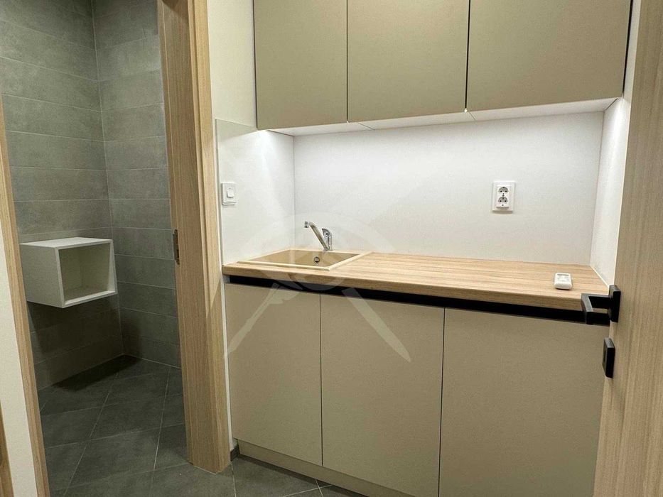 Дава се под наем Офис в Пловдив, Мараша - 50 кв.м за 448.8 € - Снимка #3