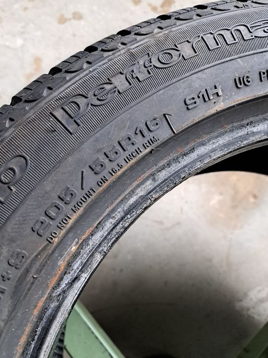 2 anvelope iarnă 205 55 r16 Goodyear