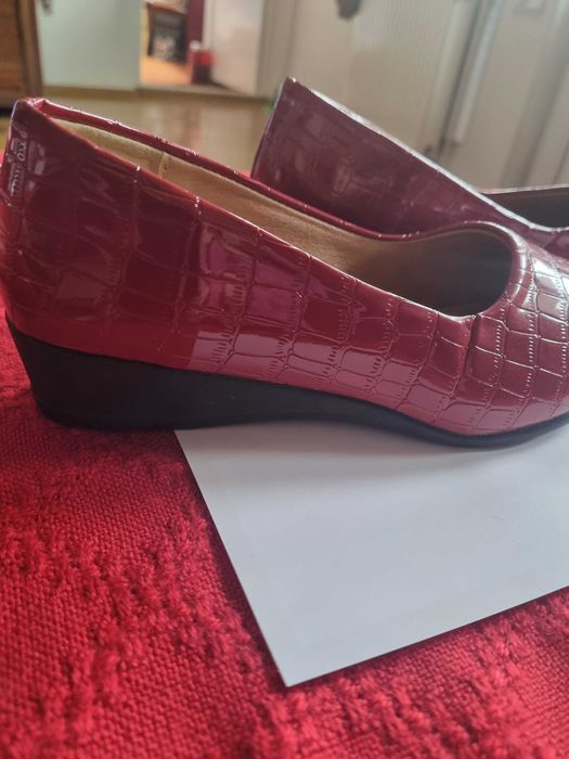 Pantofi si geanta noi