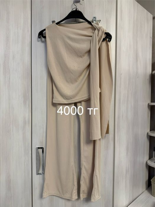 Продам платья от 2000 тг