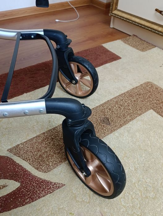 Балалар коляскасы. Детская коляска.