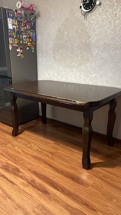 Продам стол со стульямм