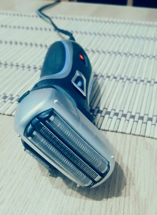 Aparat ras Panasonic