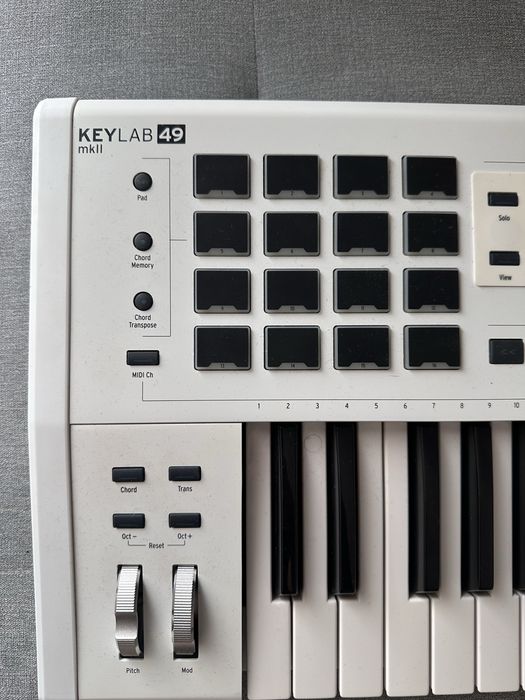 Clapa midi Arturia keylab 49 mkII