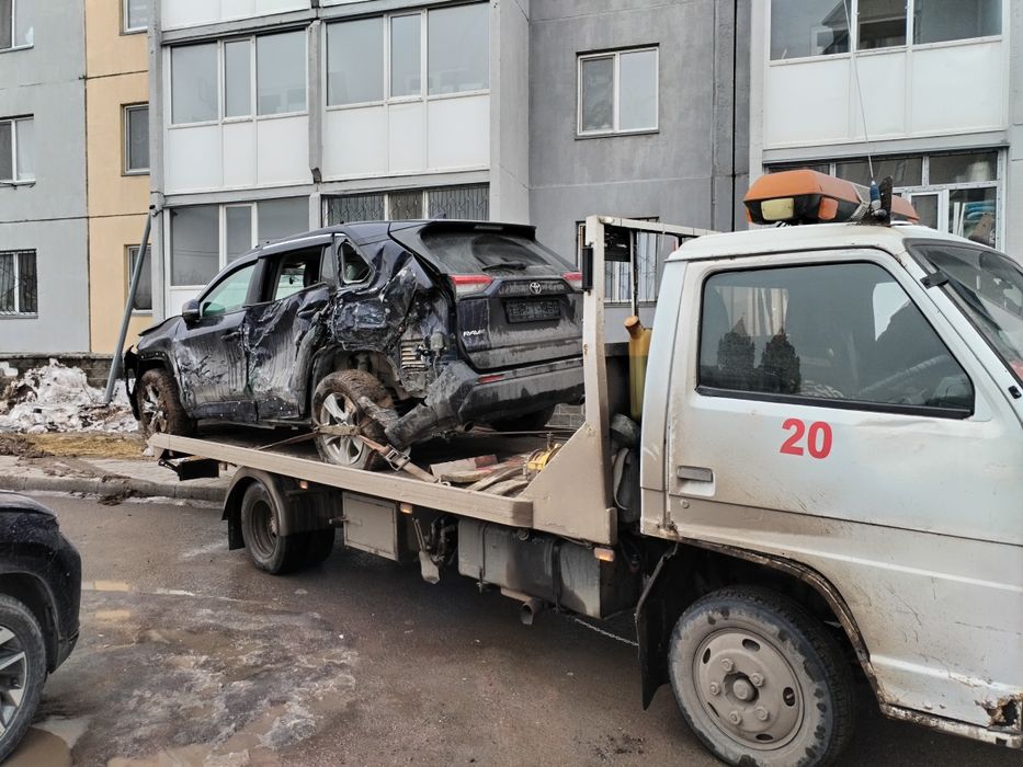 Эвакуатор Караганда, услуги эвакуатора 24/7