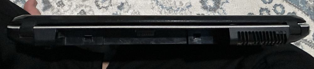 2-нотбук Samsung,lenova