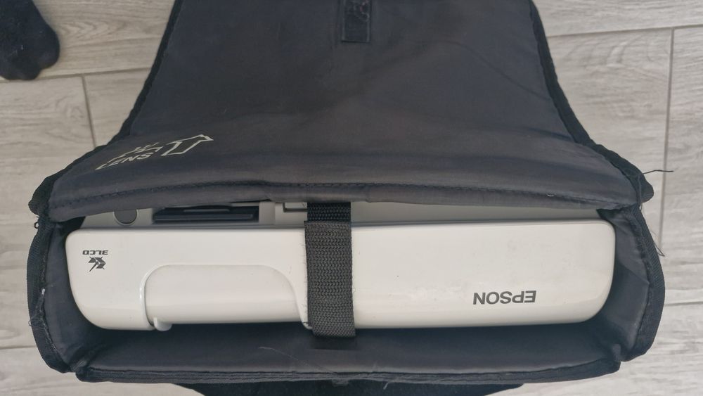 Proiector EPSON  EMP-S5 3LCD
